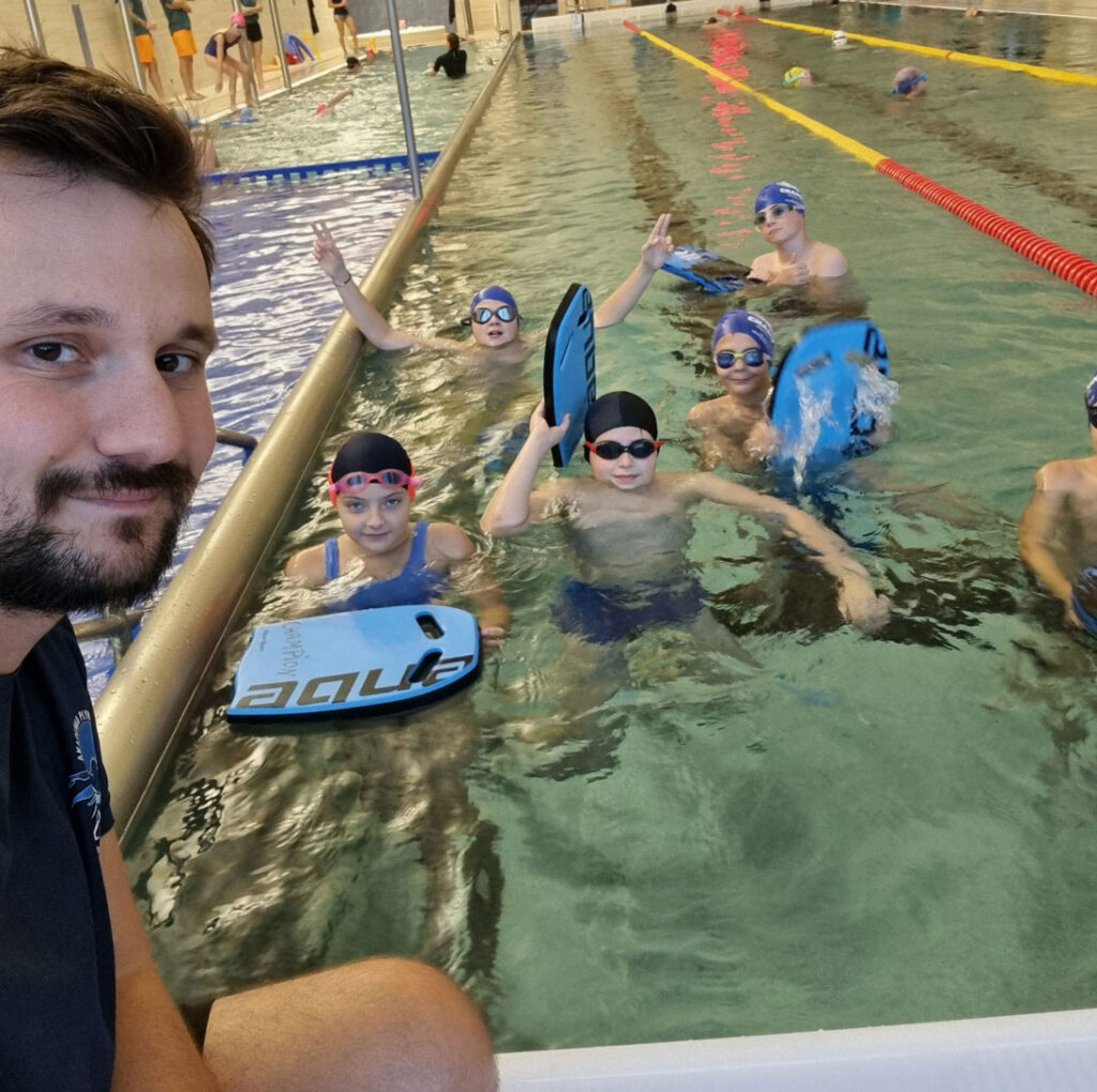 Szkoła Pływania CHAMPION Chełmiec